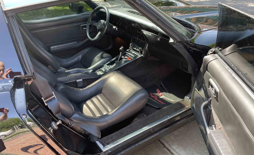 Rare ‘82 Corvette: Last of Its Kind!