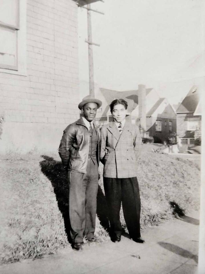 Did 1935 Invent the OG Influencer? 📸