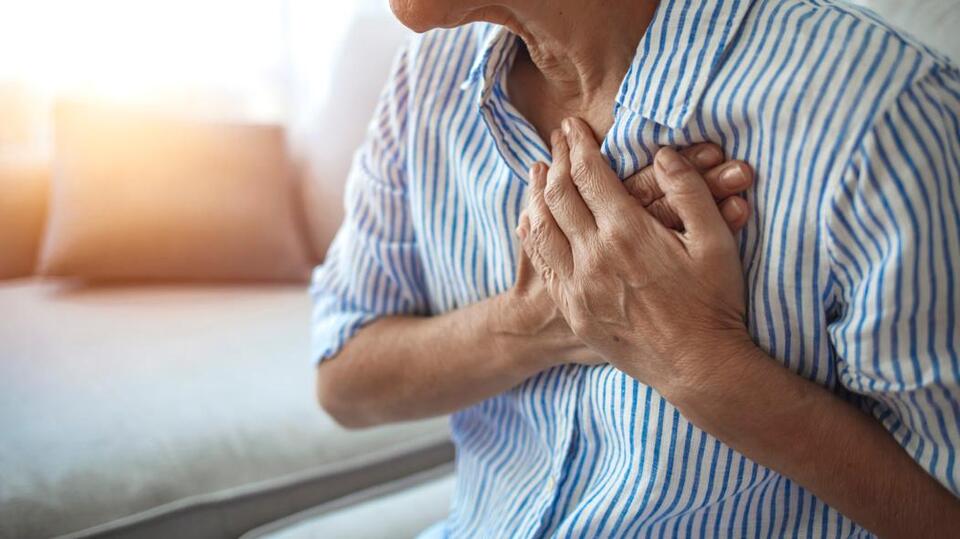 Your Eyes Might Predict Heart Attacks?!