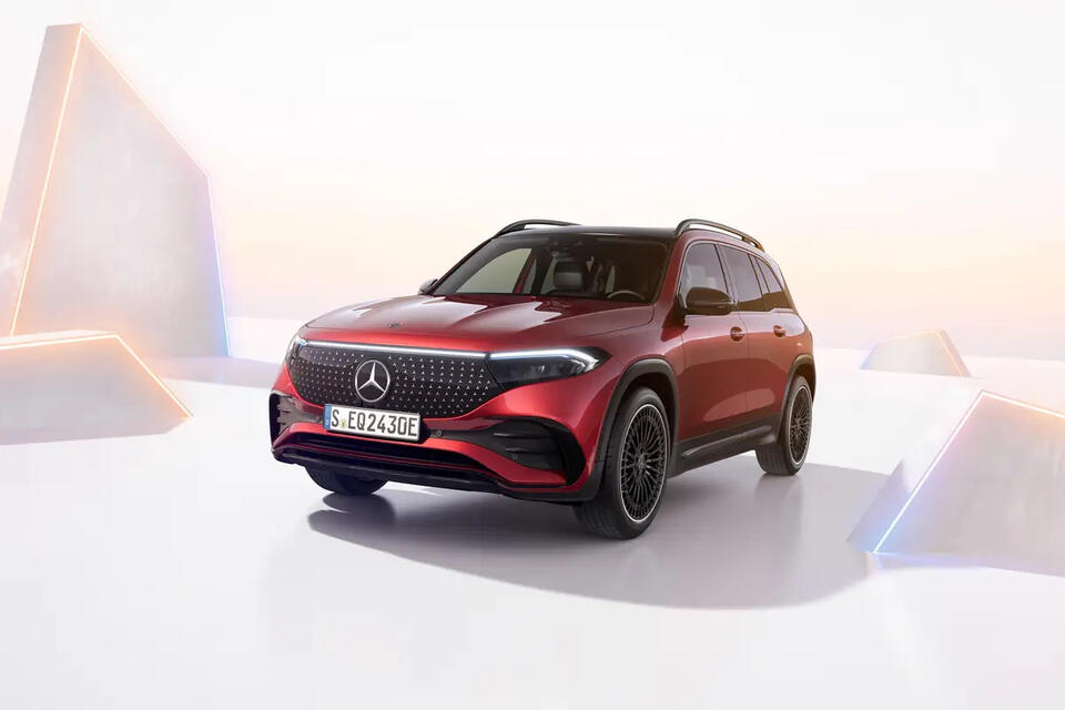 Mercedes Just Dropped a Wild EV Lease