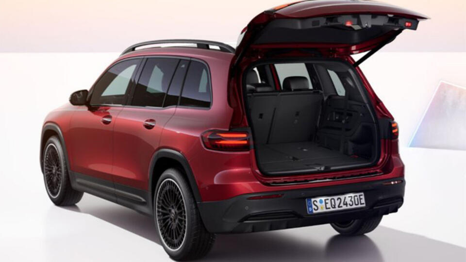 Mercedes Just Dropped a Wild EV Lease