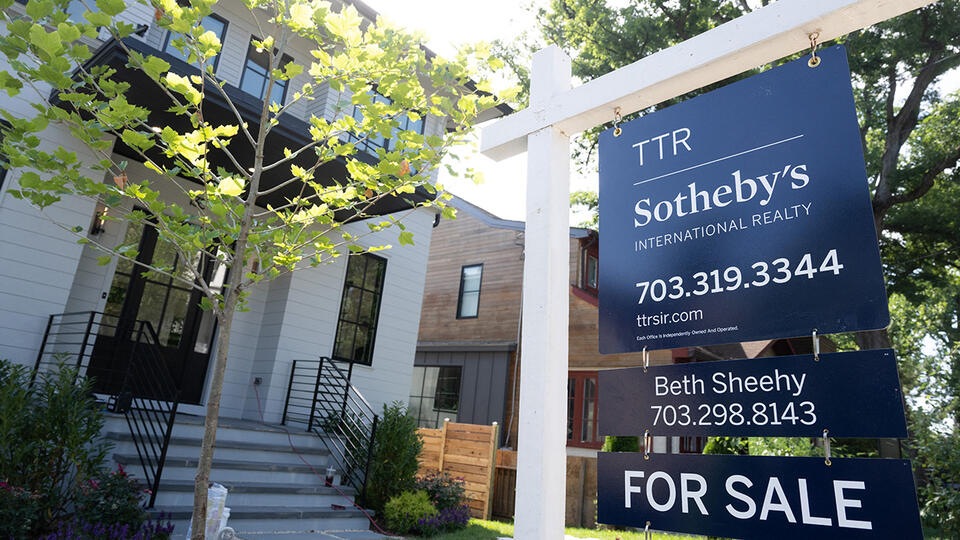 Why Are Chinese Buyers Snapping Up US Homes?