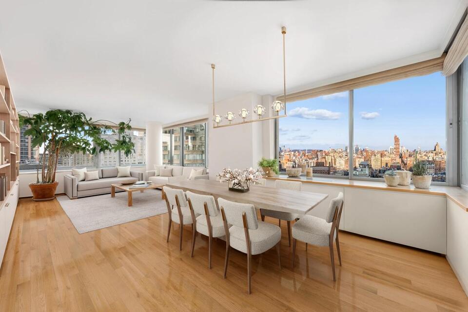 Liam Neeson’s NYC Pad Finally Sells!