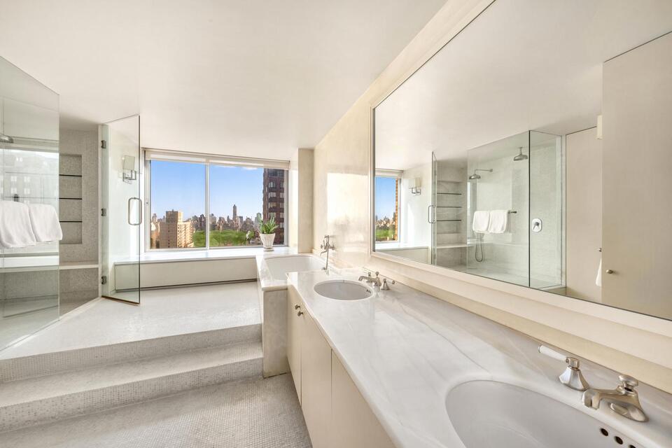 Liam Neeson’s NYC Pad Finally Sells!