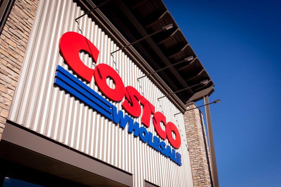 Costco’s Old Fashioned Drama 🍹