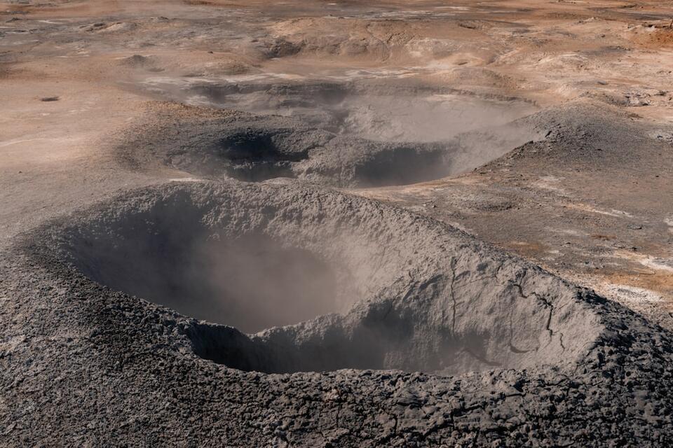 Earth’s Wildest Scar: Meteor Crater Secrets