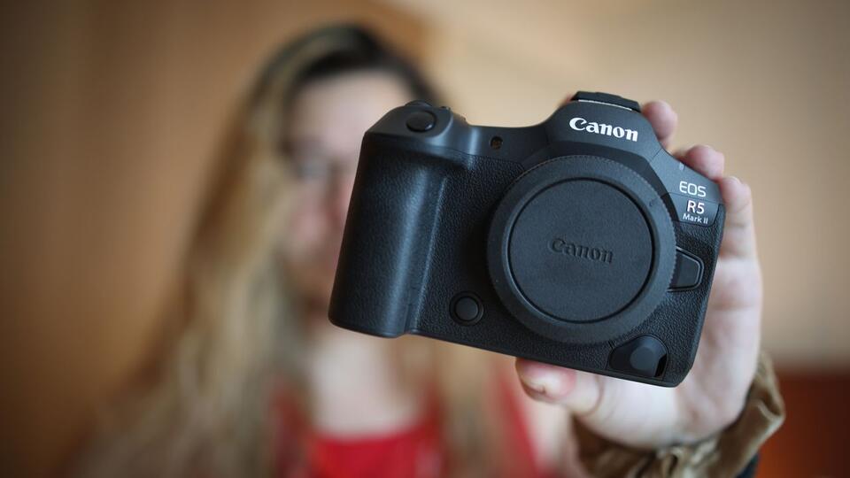 Canon’s Firmware Drop: Game Changer or Gimmick?