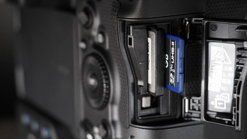 Canon’s Firmware Drop: Game Changer or Gimmick?