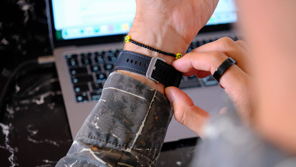 Rotating Bezel Makes a Comeback!