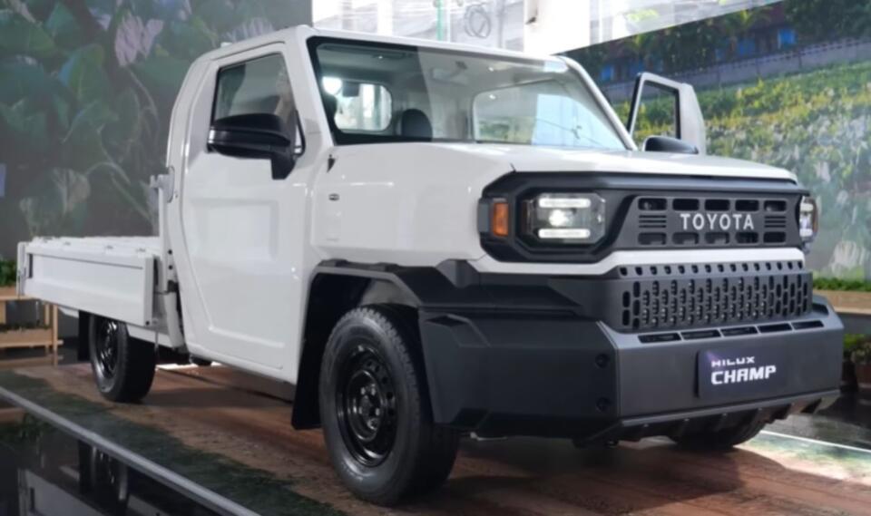 Toyota’s $13K Truck: Genius or Too Bare-Bones?