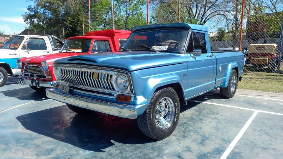 Old-School Pickups Everyone Wants