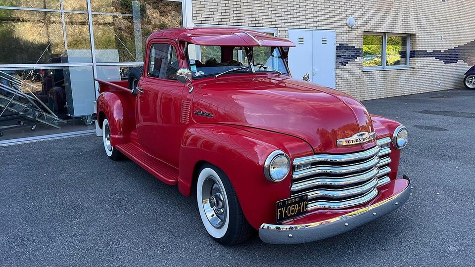 Old-School Pickups Everyone Wants