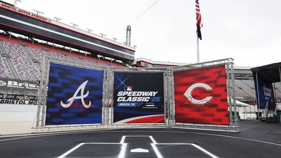 Braves & Reds Swap Bats for Burnouts!