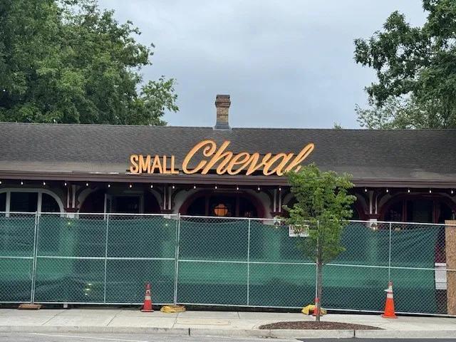 Small Cheval Hits the Suburbs!