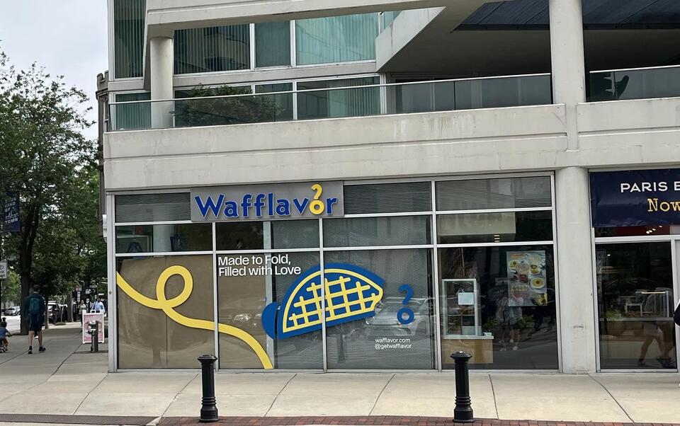 Gastropub Vibes & Waffle Lunches?!