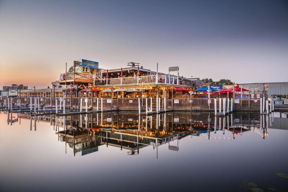 Metro Detroit’s Waterfront Eats You Need