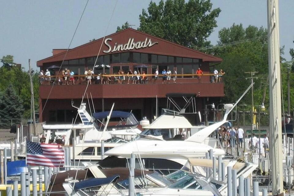 Metro Detroit’s Waterfront Eats You Need