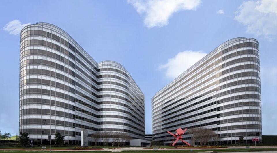 Why Are Investors Snapping Up Empty Offices?