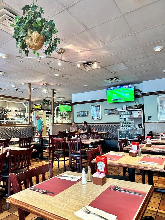 Philly’s Best Cheesesteak? It’s at a Diner!
