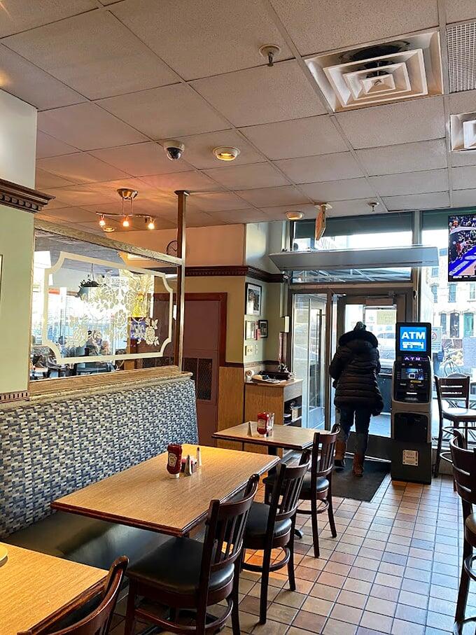 Philly’s Best Cheesesteak? It’s at a Diner!