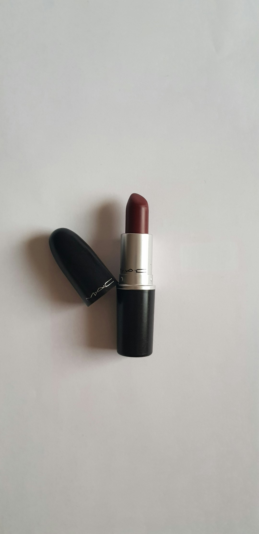 Looking for recs — what are your favorite MAC lipstick shades?