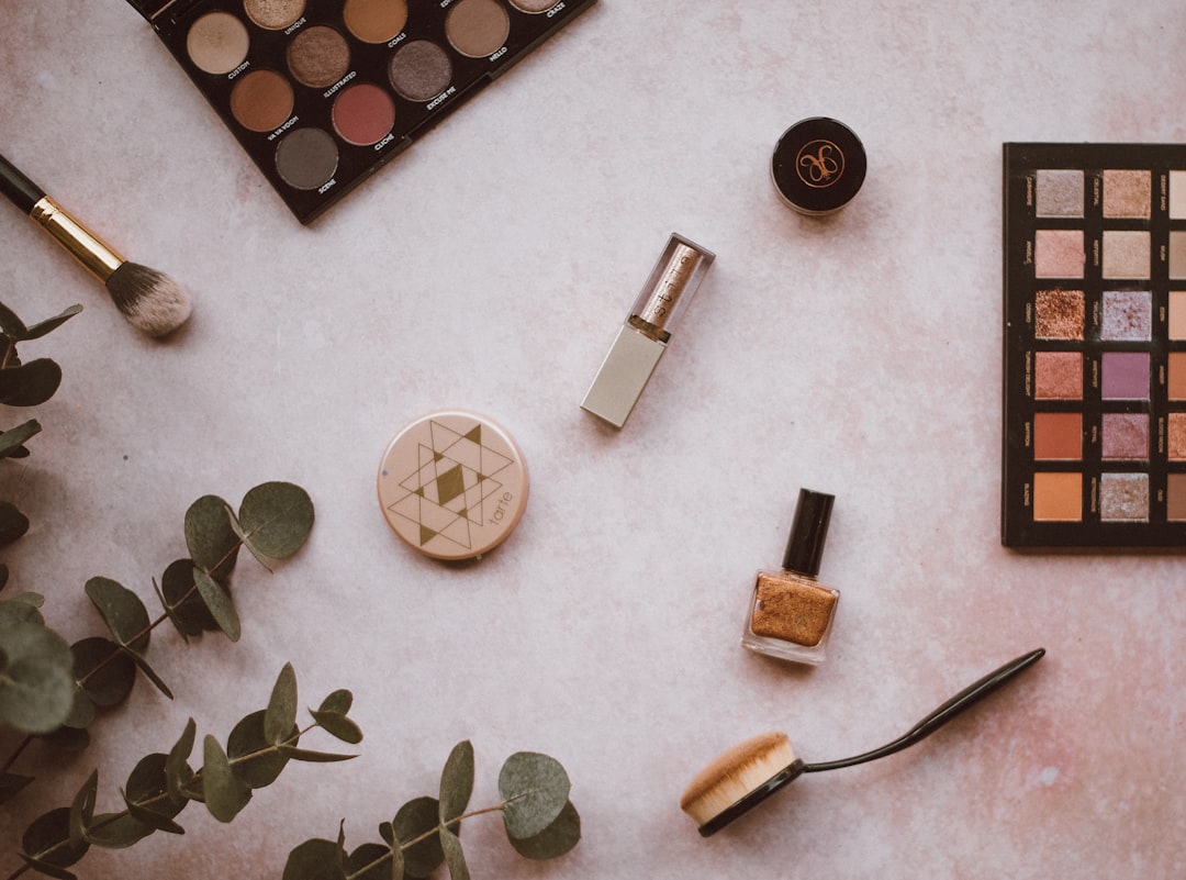Makeup World’s Too Harsh on Pregnant Women—Can’t Find Any Good Skincare!