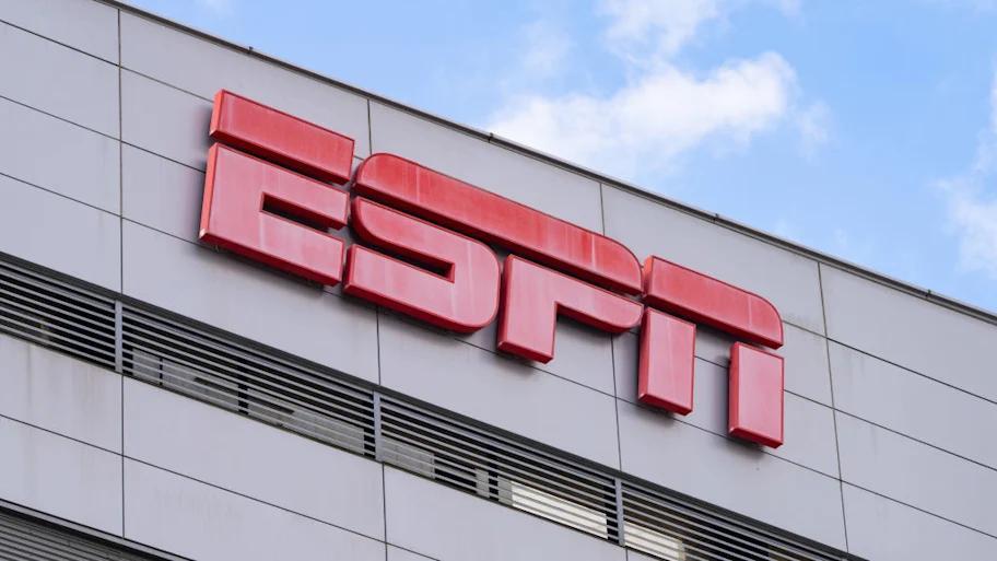 Michelle Steele’s Surprise ESPN Exit! 👀