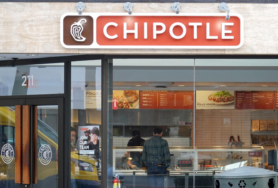 Chipotle’s Savage Kiss Cam Clapback