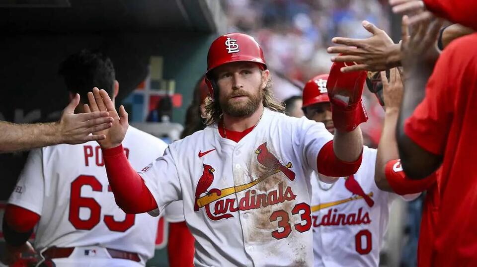Cardinals Troll Coldplay Scandal 😂