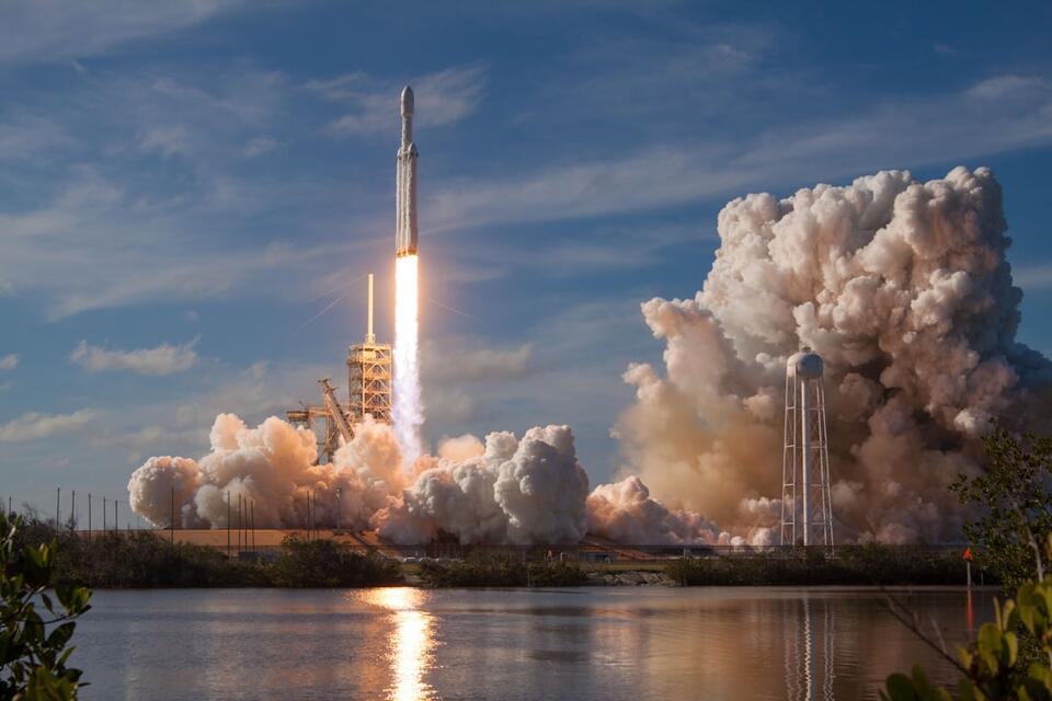 NASA’s Moon Trip Hits a Speed Bump