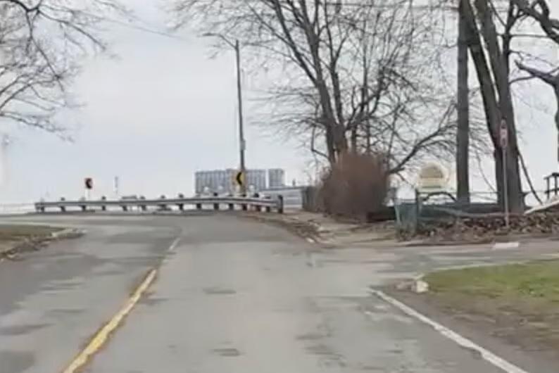 Is This Mill a Real-Life Optical Glitch?