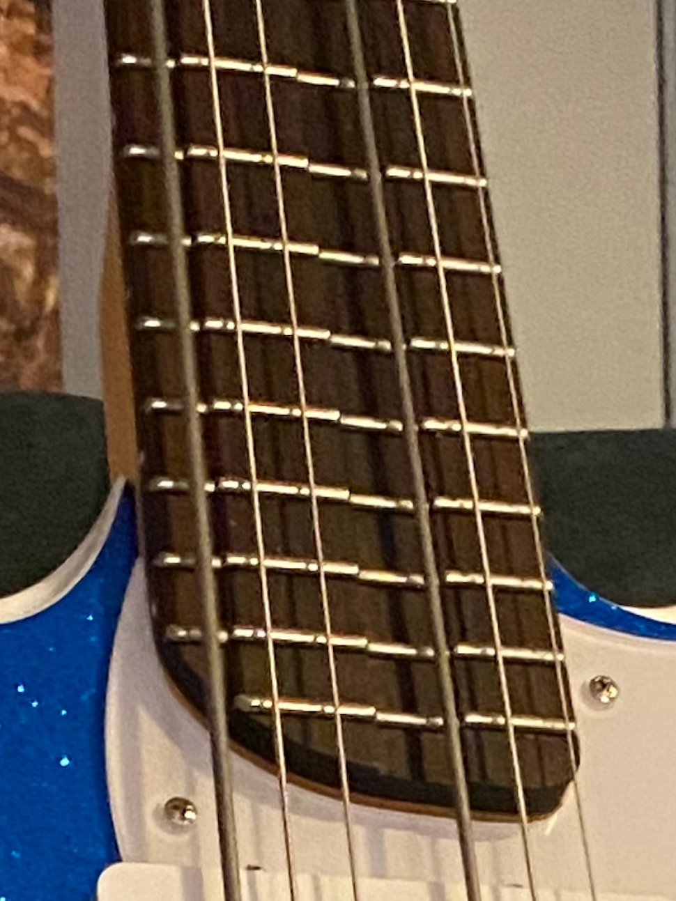 Jack White’s “Ugly Stick” Guitar Reveal 🤯