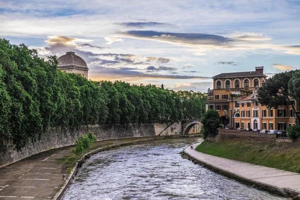Rome’s Secret Photo Spots Exposed! 📸