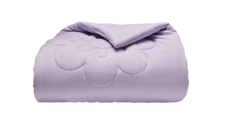 Aldi’s $15 Comforter Is UO’s Sold-Out Twin
