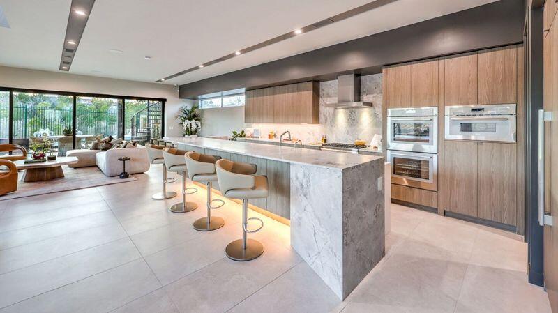 Vegas Homes Skyrocket with Dream Kitchens