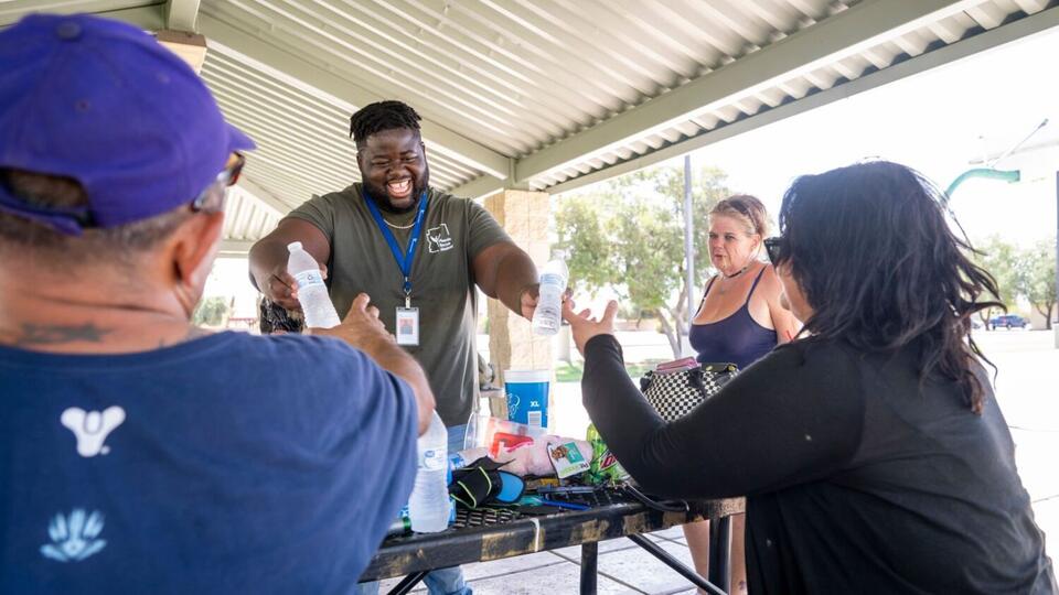 250 Lives Saved from Phoenix Heat!