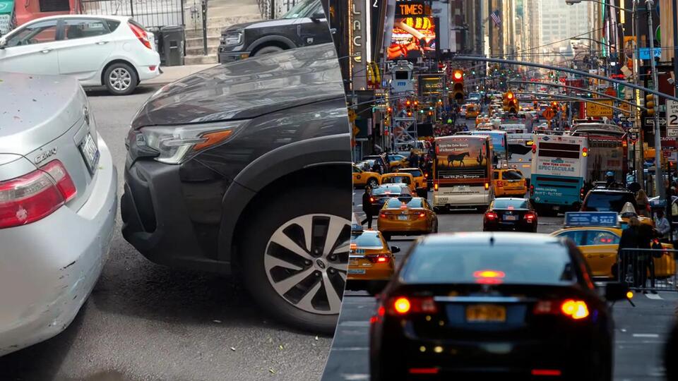 NYC’s Tightest Parking Spot Escape!