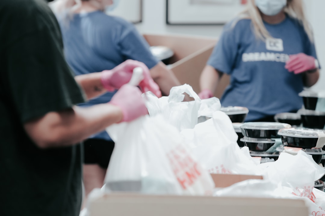 Free Pet Shots & Food—Volunteers Needed!
