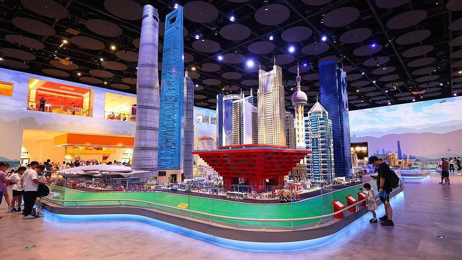 China’s Theme Park Boom: What’s the Deal?