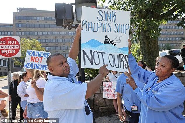 How a CEO’s Yacht Sank a Hospital Chain