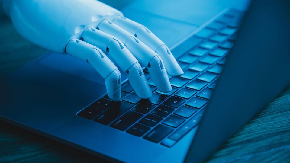 Human vs AI: Who Codes Best?