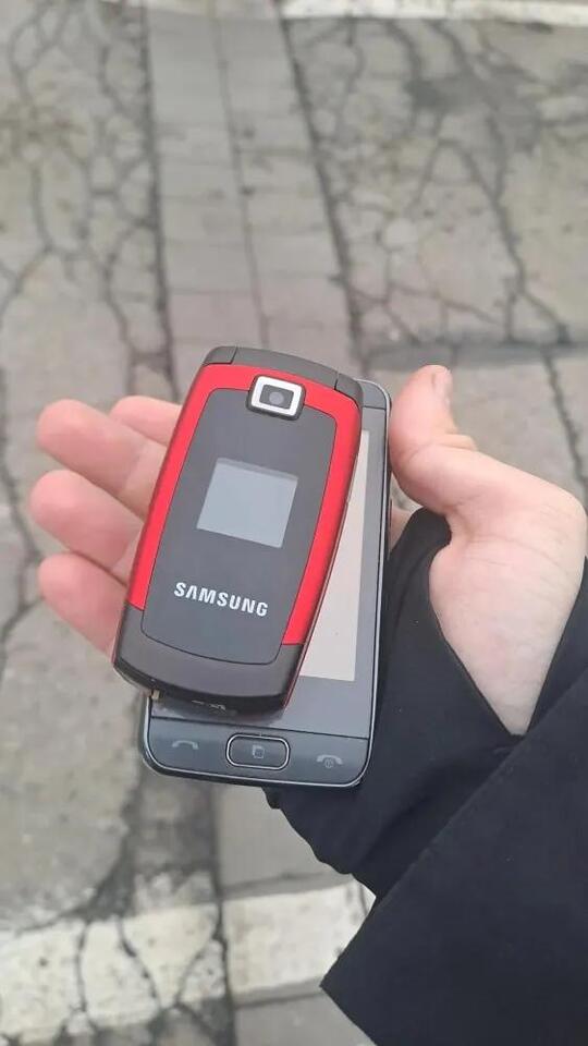 Would You Rescue Old Tech from the Trash?