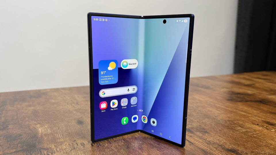 Would You Pay $2K for a Foldable iPhone?