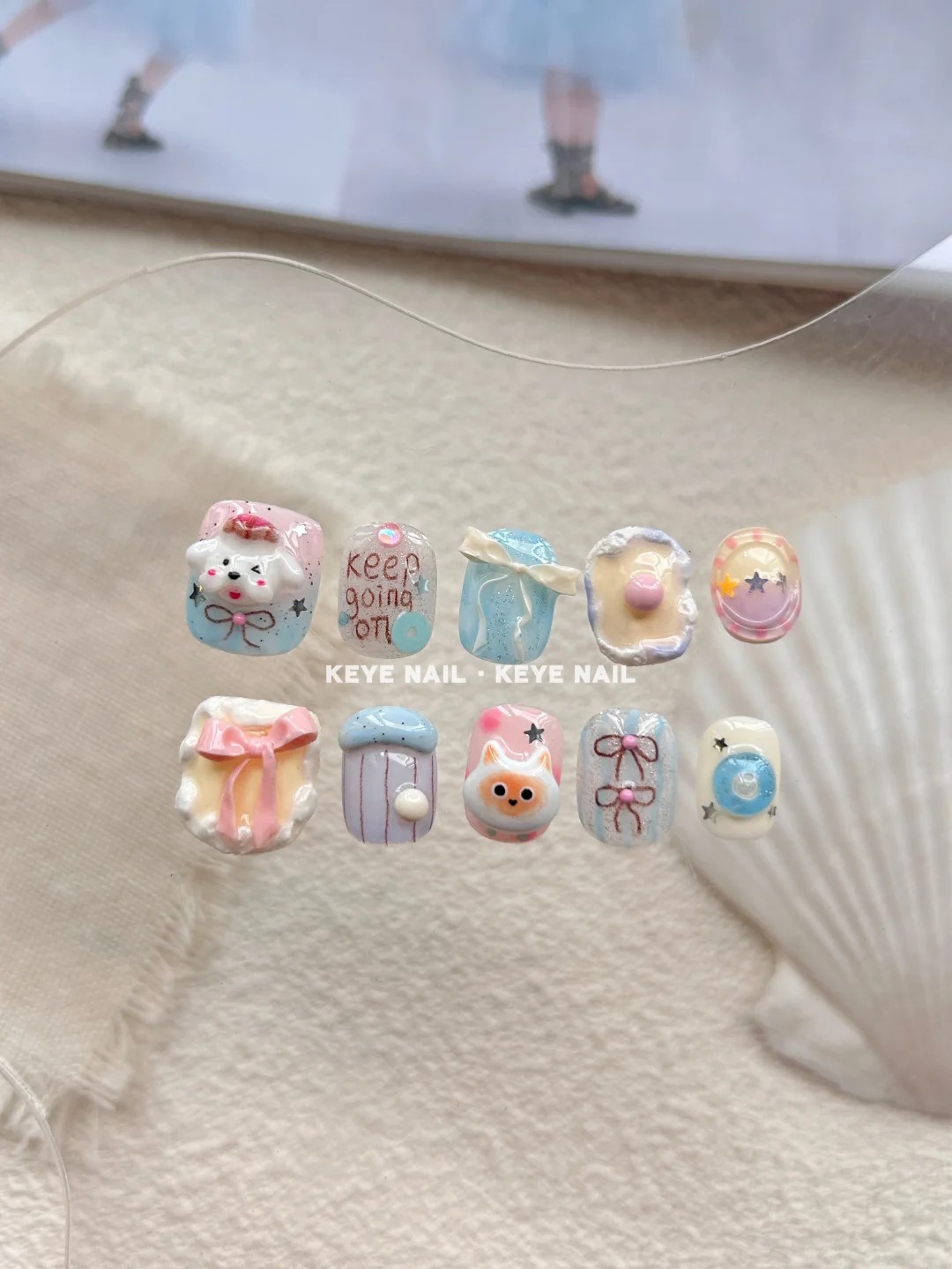 Put your boy on your nails! 4 pet-parent mani designs