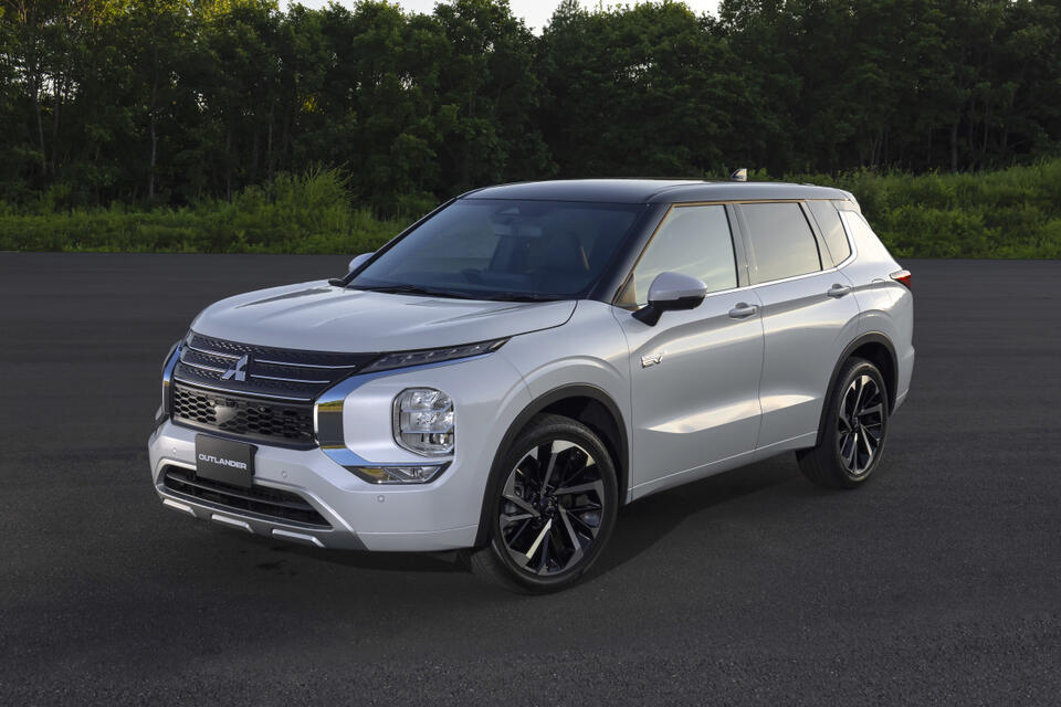 This Outlander PHEV Lease is Wild