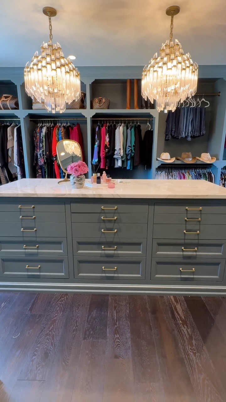 Ree Drummond’s Closet Secret Revealed!