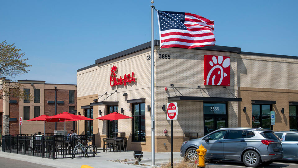 Dress Like a Cow, Eat for Free!