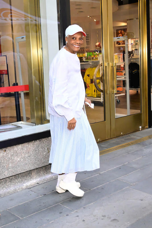 Dionne Warwick’s Effortless Style Win at 84
