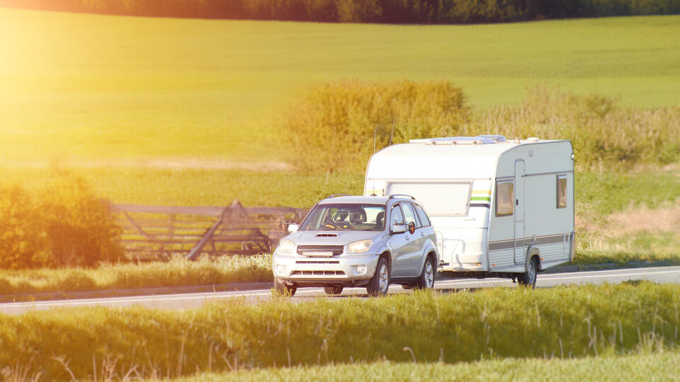 Trailer Swaying? Here’s What Actually Works