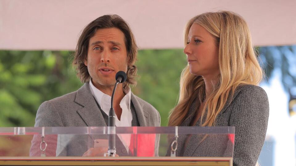 Gwyneth’s Book Sparks Hubby Drama 😬